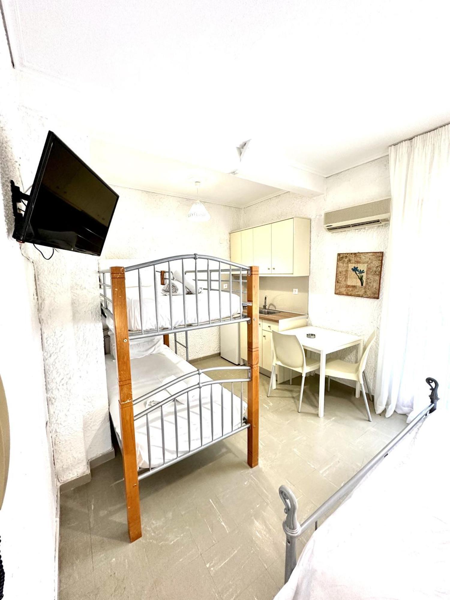 נאוס פירגוס Katerina Apartments חדר תמונה