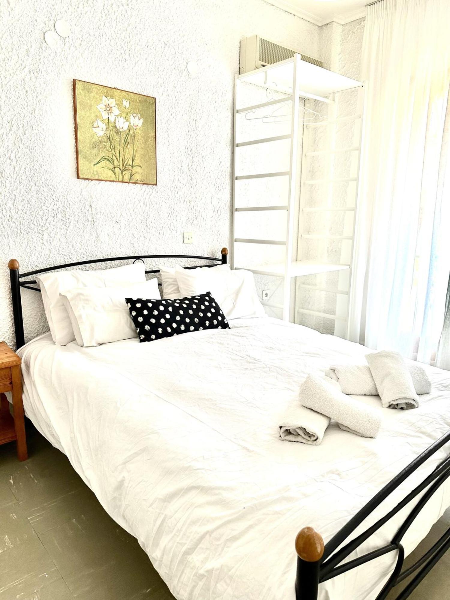 נאוס פירגוס Katerina Apartments חדר תמונה